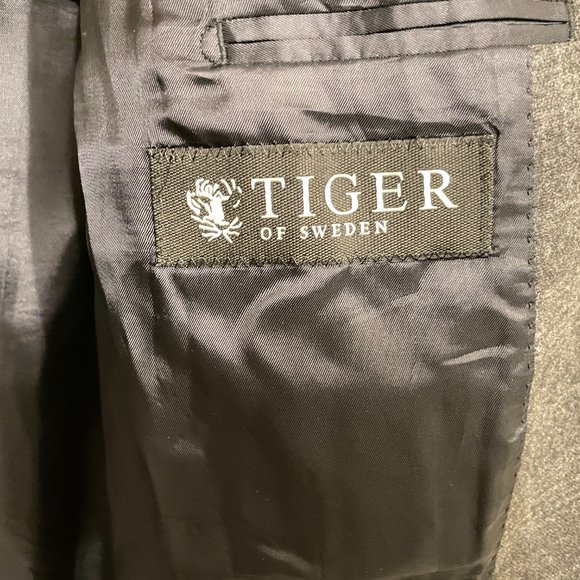 Tiger of Sweden Jamot blazer, size 52 - Picture 8 of 9